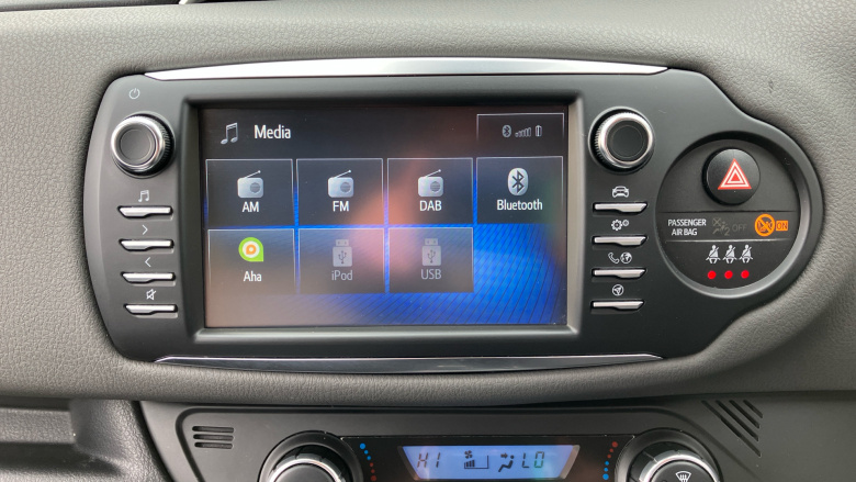 Toyota Yaris 1.5 Hybrid Icon Tech 5dr CVT Hybrid Hatchback